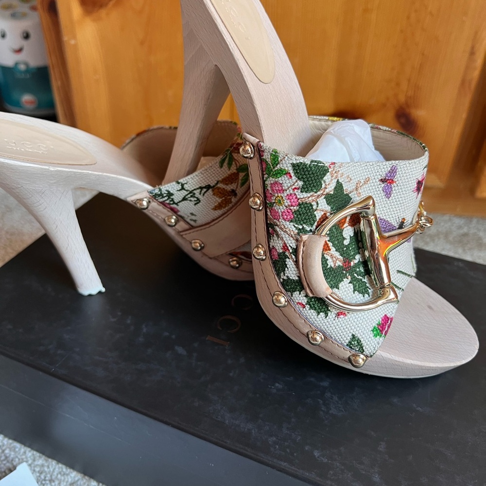 Gucci Floral Canvas Wooden Heels Women’s Size 8 Cream Floral Print Pattern - Picture 13 of 15